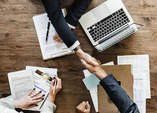 Thành lập, chia tách, sáp nhập công ty