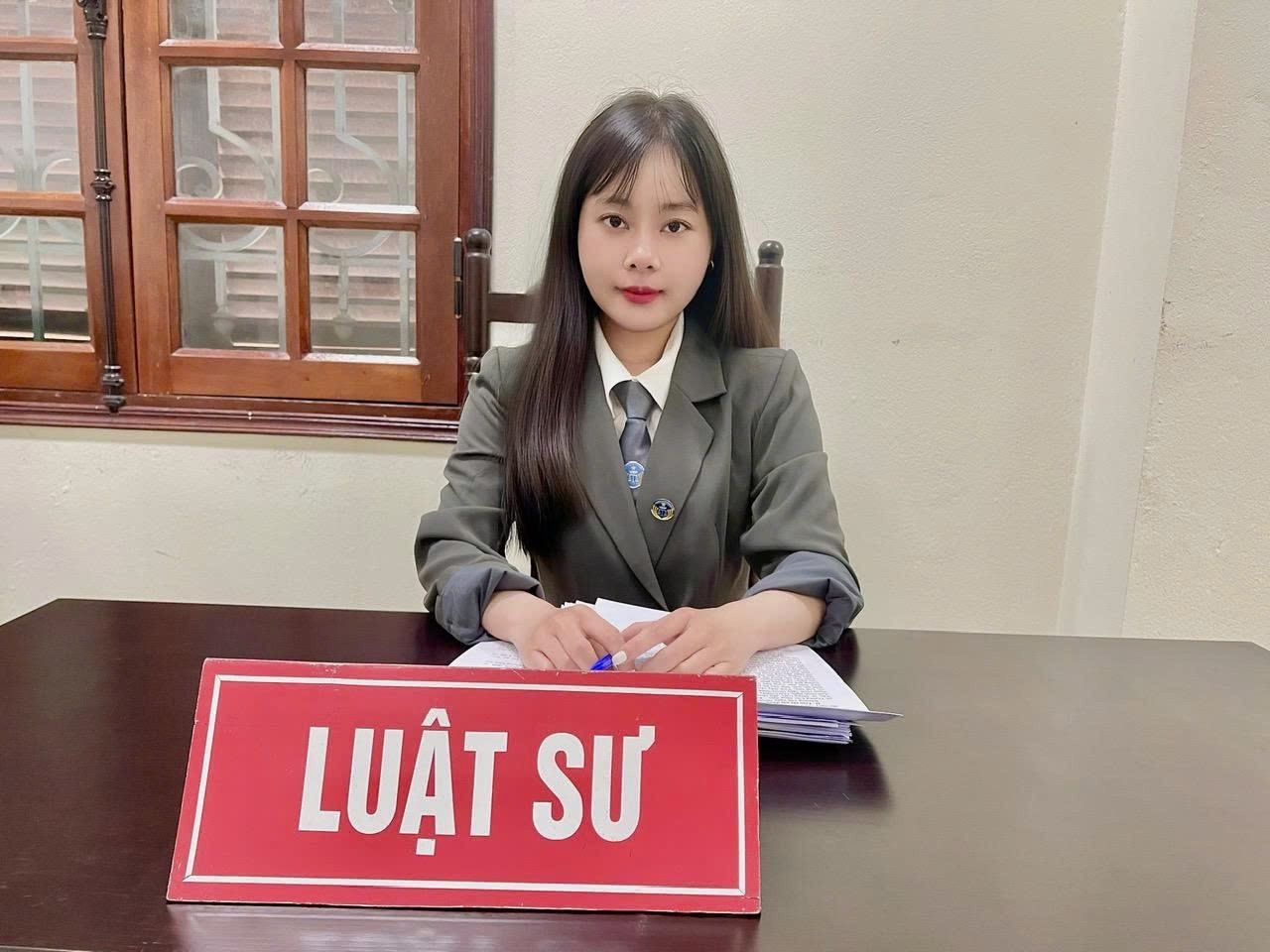 Tân sinh viên 'đỏ mắt' tìm trọ giữa 'cơn sốt giá' đầu năm học